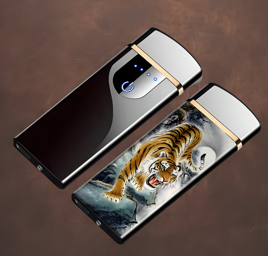 briquet elegance slim classique et briquet elegance slim tigre sur fond marron