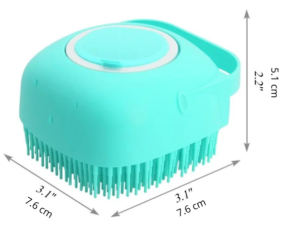 brosse a shampoing pour animaux bleu clair avec dimensions sur fond blanc